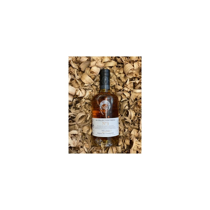 Very old White Pineau des Charentes N°3 1999 M&I Spirits